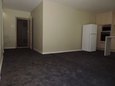 4 / 36 Tenth Avenue, Maylands