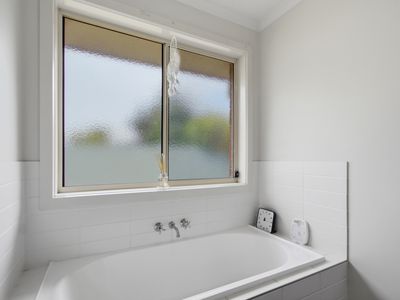 87 McCann Close, Kilmany