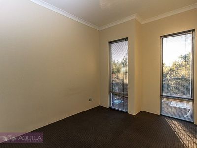 11 Yelnia Way, Ellenbrook