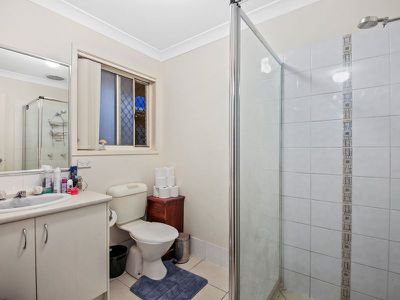 13 Pine Grove Drive, Crestmead