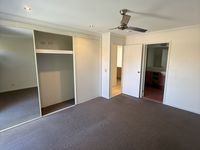 4 University Drive, Robina