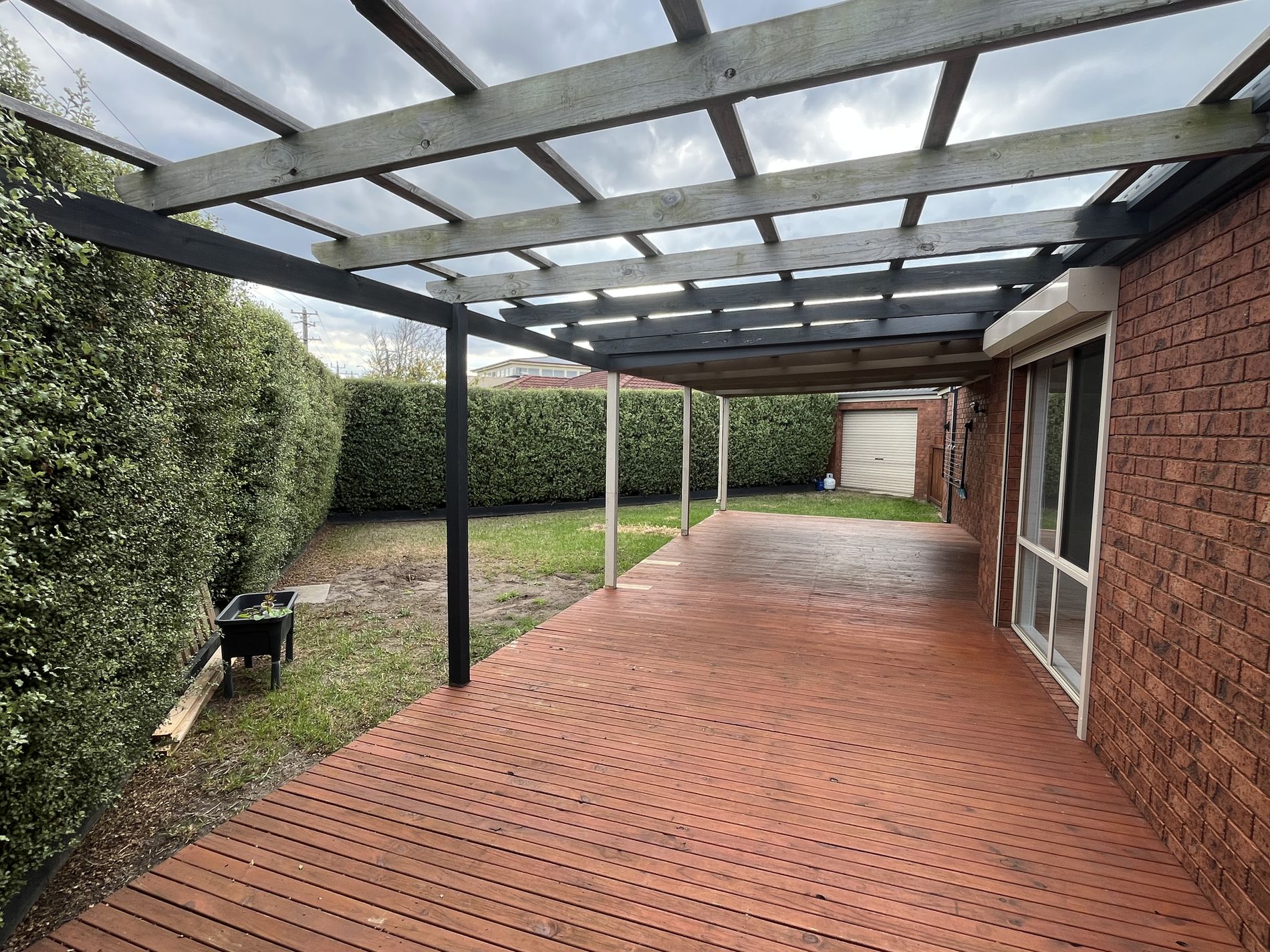 8 Trixia Place, Leopold