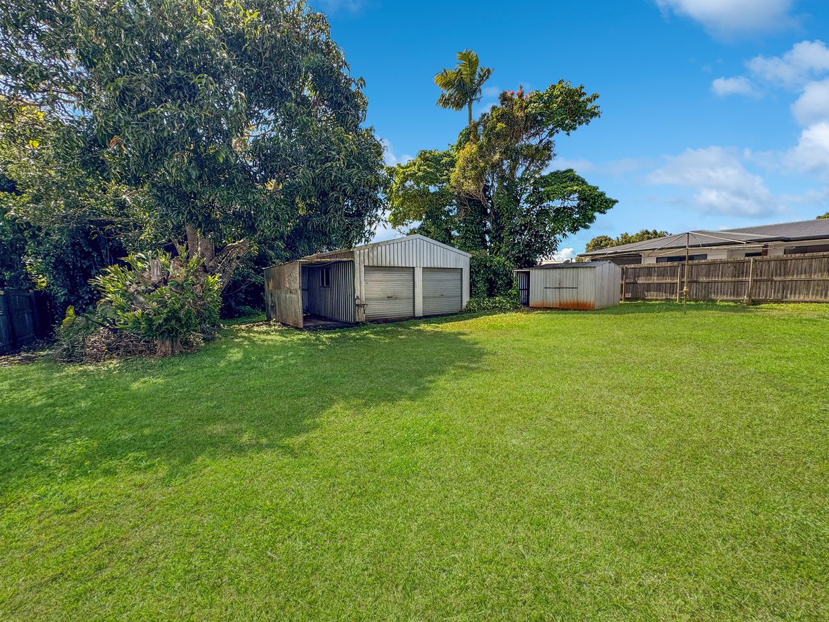 6 CANOPUS CIRCUIT, Atherton