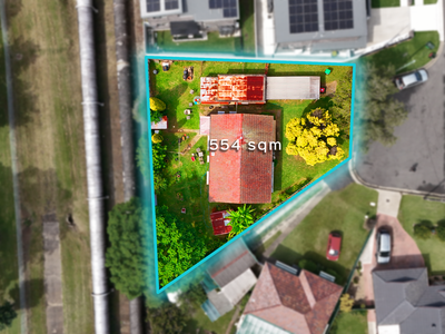 2 Tims Crescent, Guildford