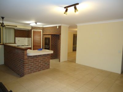 8 Lymburner Drive, Hillarys