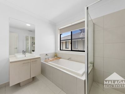 62 Lukis Avenue, Williams Landing