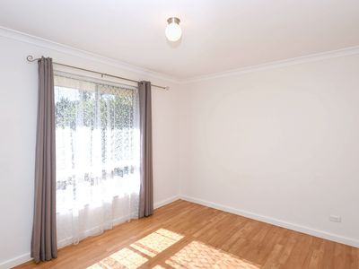 28 Parkway Road, Bibra Lake