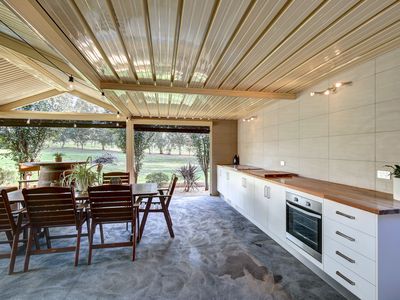 39 Tooma Drive, Riverglades