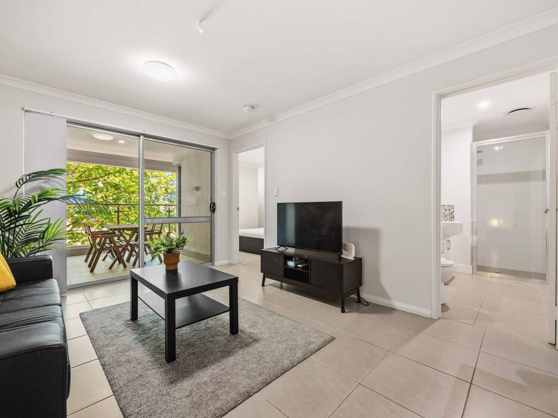 17 / 18 Westralia Gardens, Rockingham