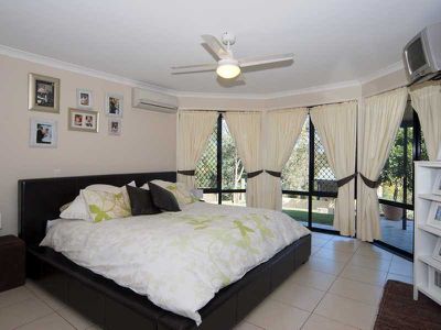 2 Paroo Place, Karalee