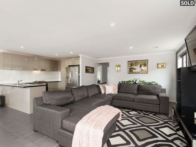 54 PYRENEES ROAD, Clyde