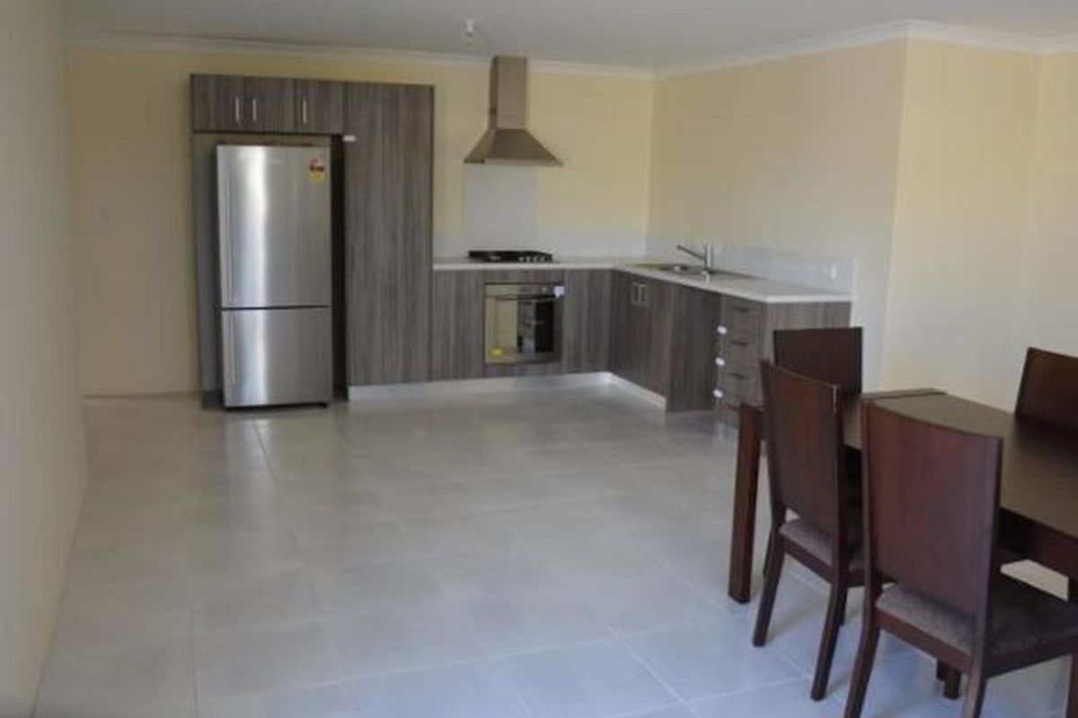 6 / 18 Panozza Circle, Maddington