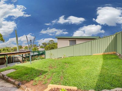 42 Valley View Cresent, Glendale