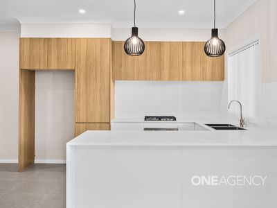 50a Honeycomb Street, Horsley