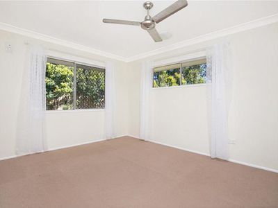 26 Shortland Street, Springwood