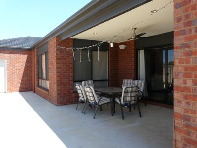 10 Nugget Fuller Drive, Tocumwal