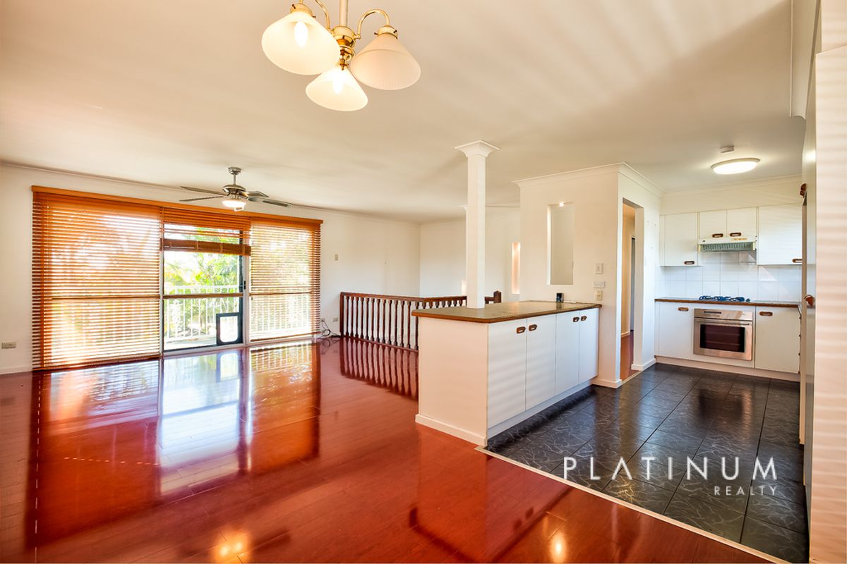 2 Dunbarton Avenue, Bundall