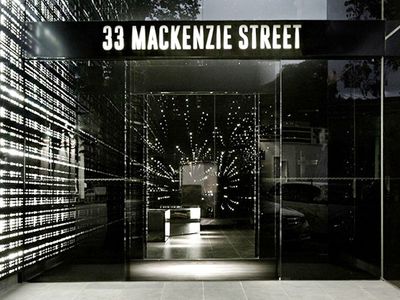 502/33 Mackenzie Street, Melbourne