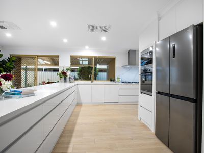 14 Ashridge Turn, Canning Vale