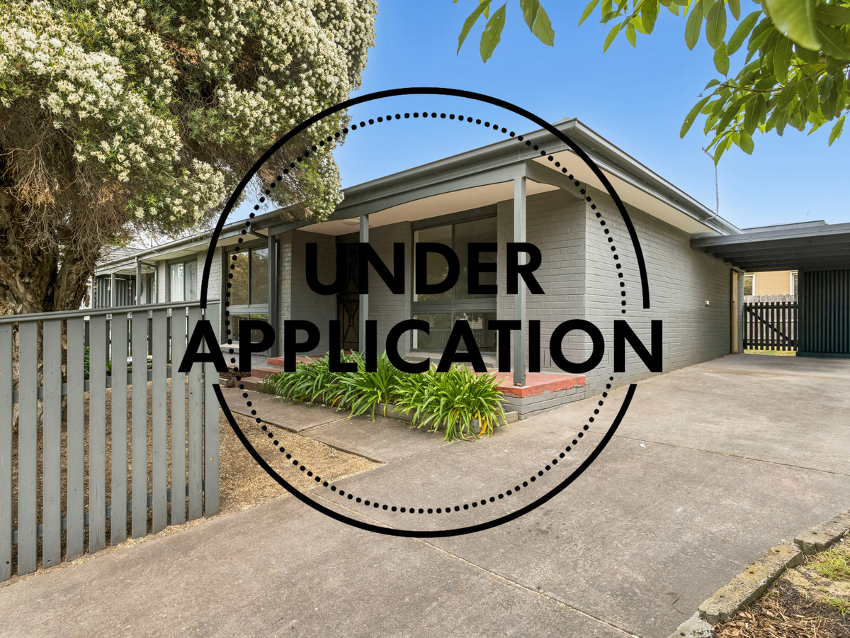 3 / 16 Campbell Grove, Mornington