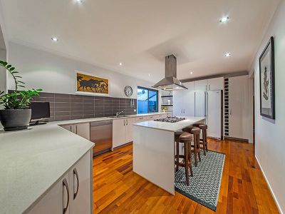 1 Rosier St, Wynnum West