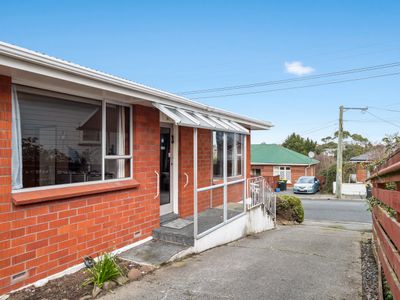10 Bernard Street, Kenmure
