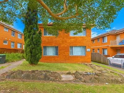 1 / 5 Fairmount St, Lakemba