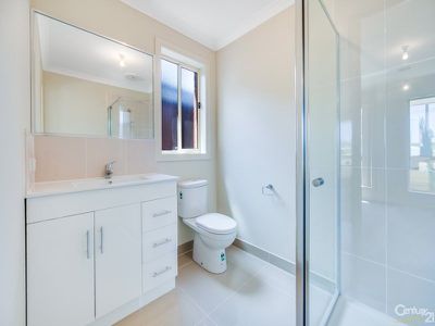 21 Botham Crescent, Pakenham
