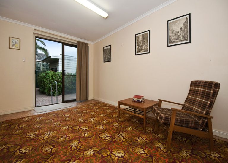 44 Jetty Road, Brighton