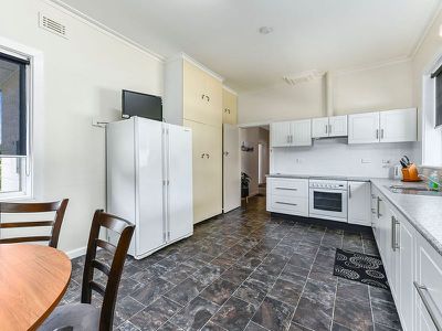 4 Third, Hatherleigh