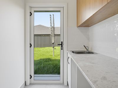 2 Gumnut Court, George Town