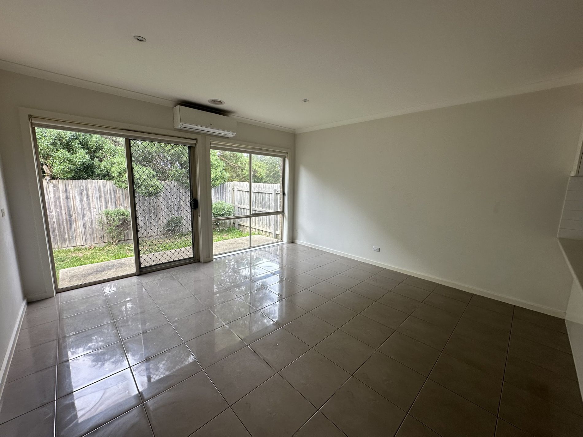 12 / 12 Stanley Street, Wallan