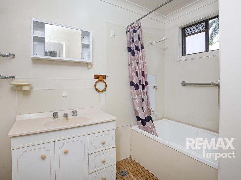 10 Meadow Road, Julatten