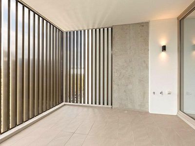 2408 / 2 Mentmore Avenue, Rosebery