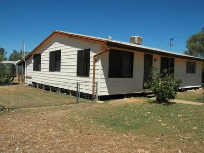 33 Pelican street, Longreach