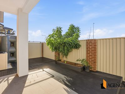 9 Magill Glade, Schofields