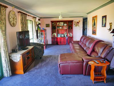 8 Hilltop Drive, Ellesmere