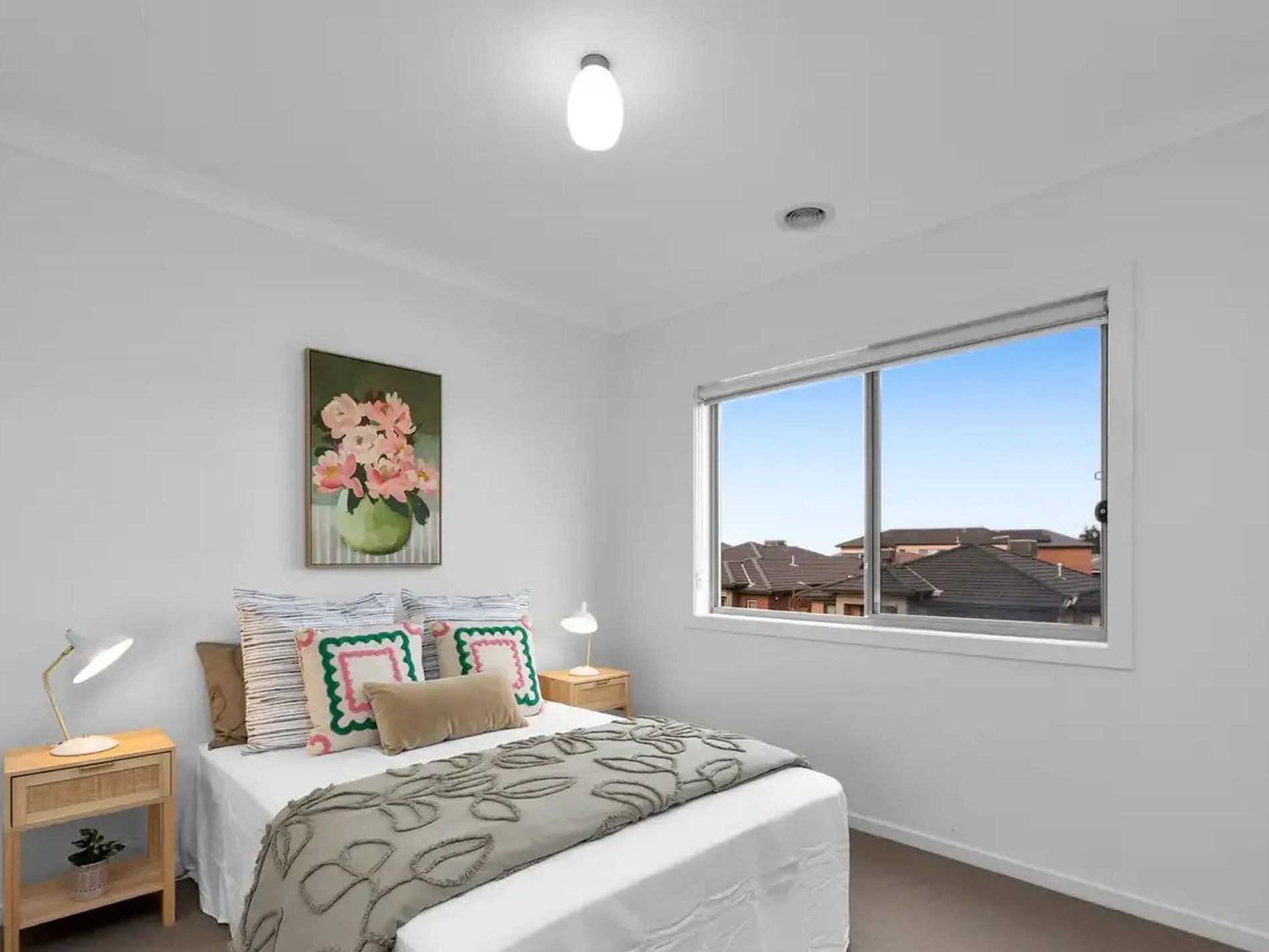 9 Hutchence Drive, Point Cook