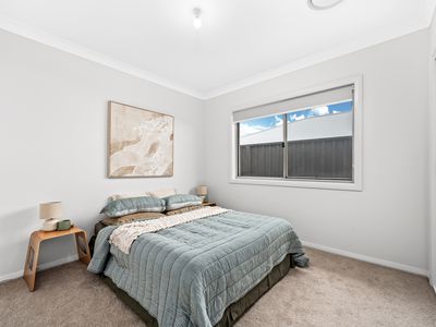 10 Mountain Ridge, Bellbird