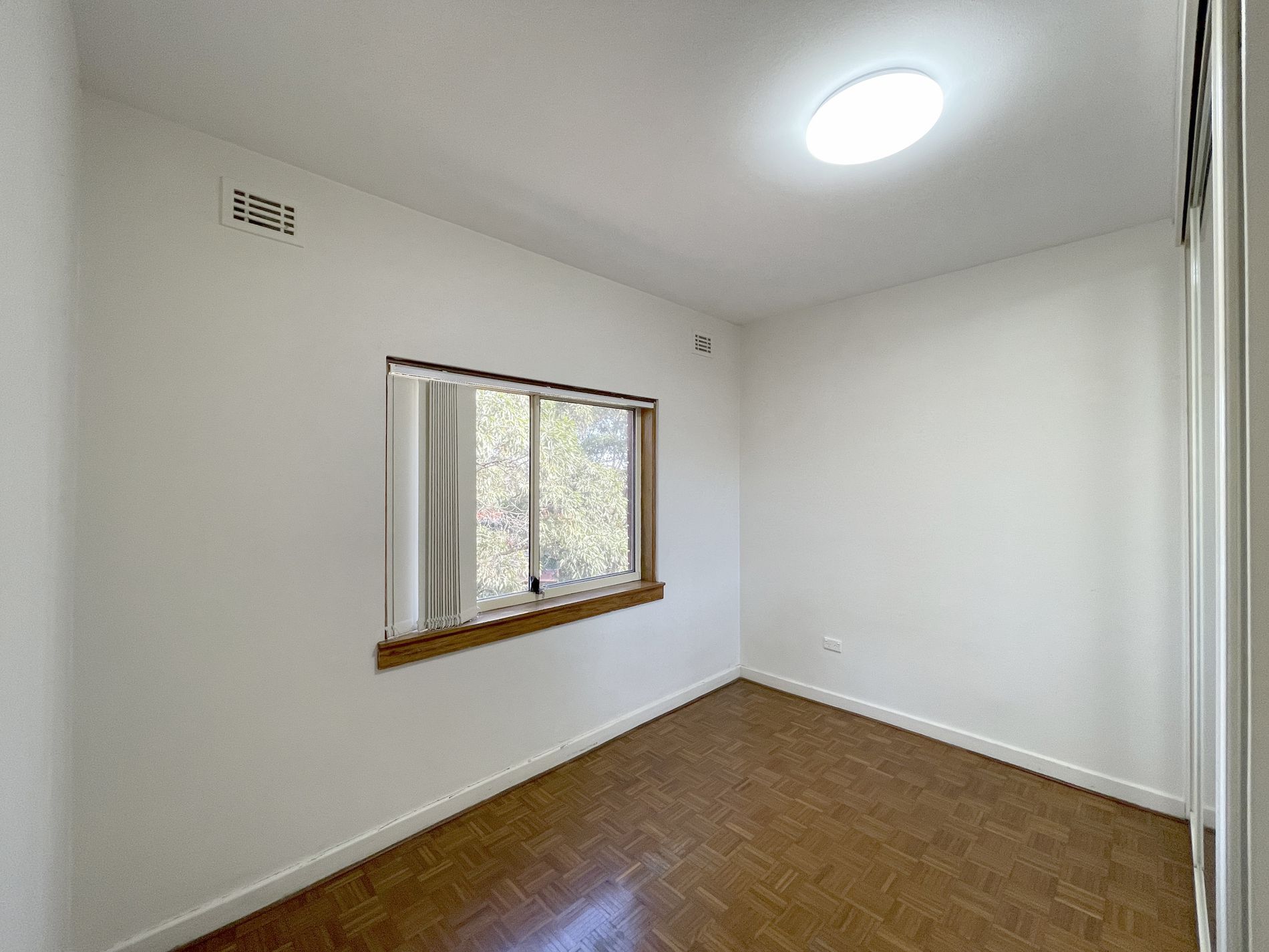 10 / 5A Frances Street, Randwick