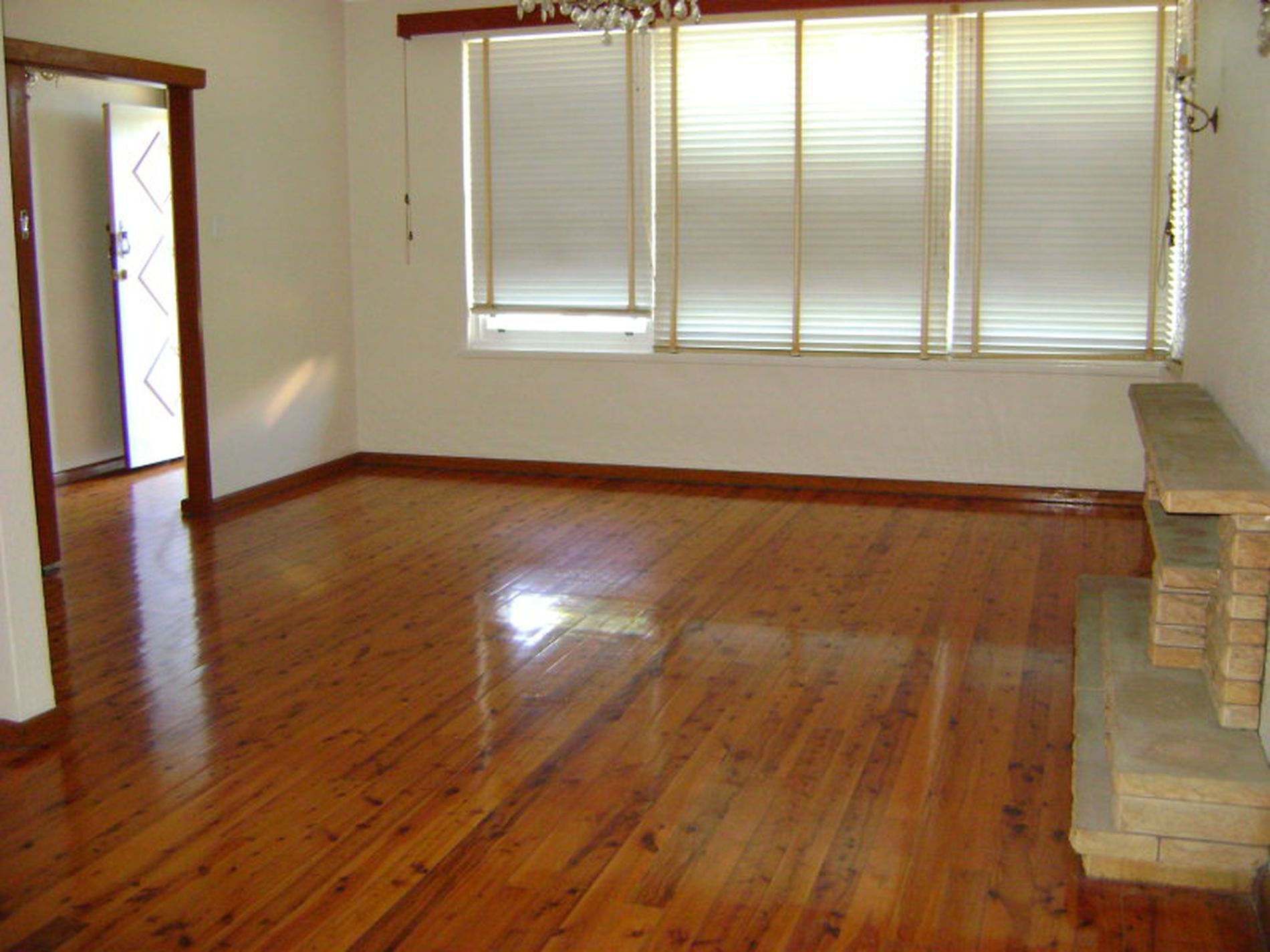 13 Waycott Avenue, Kingsgrove