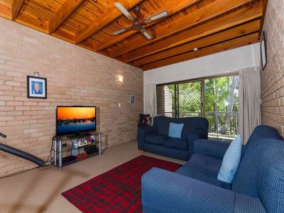 1 Bottlebrush Avenue, Noosa Heads