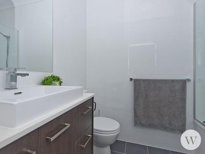 2 / 14-20 Minimine Street, Stafford
