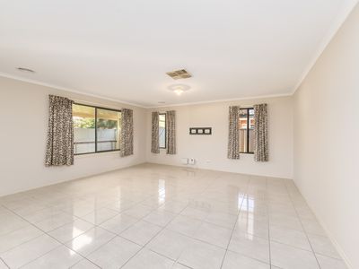 34 Nightingale Way, Shepparton