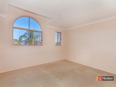 6 Callabona Avenue, Woodcroft