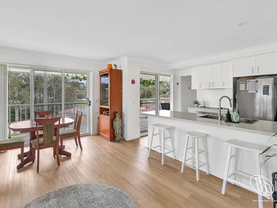 6 Yellowfin Close, Narooma