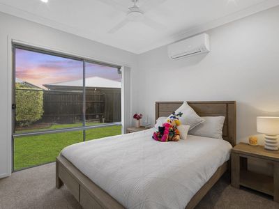 5 King Orchid Circuit, Coomera