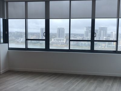 1602 / 11 Wentworth Place, Wentworth Point