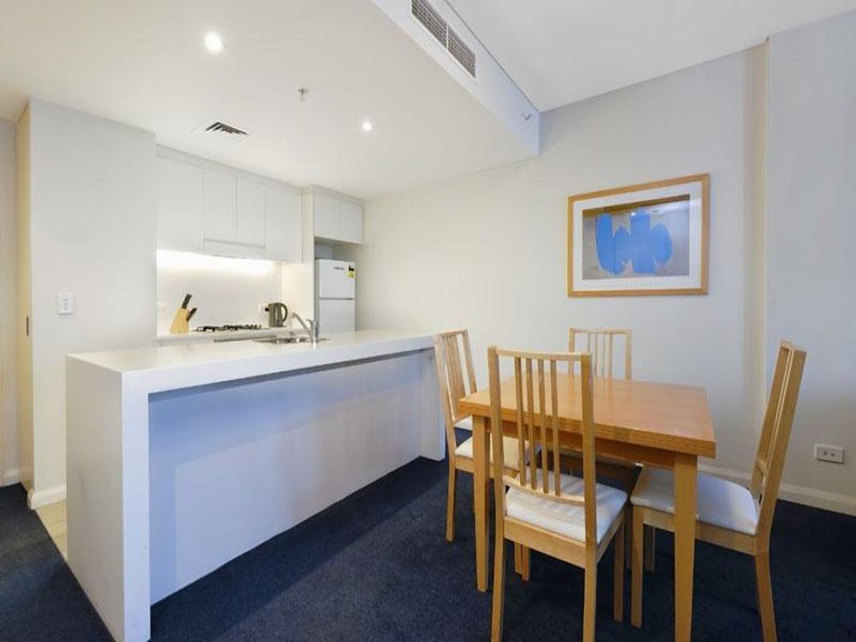 N809 / 23 Shelley St, Sydney