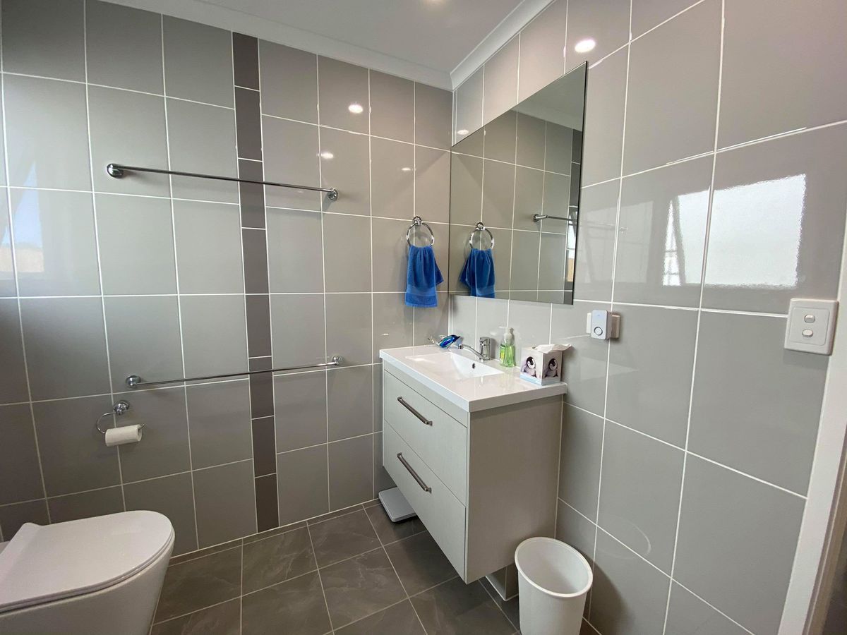 1 Sanctuary Point Close, Point Vernon